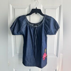 Nora Berenice. Women light denim effect blouse, size L.